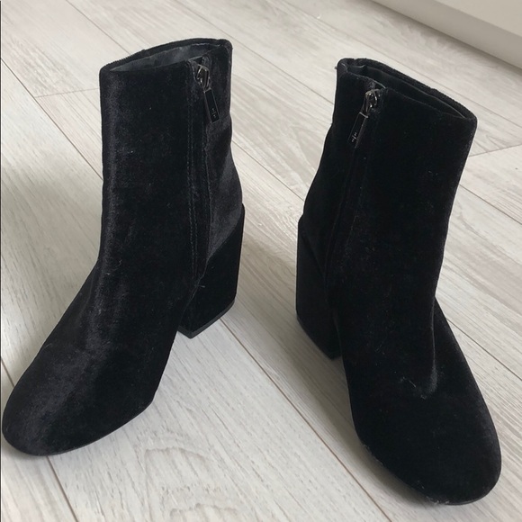 Booties - Picture 4 of 8